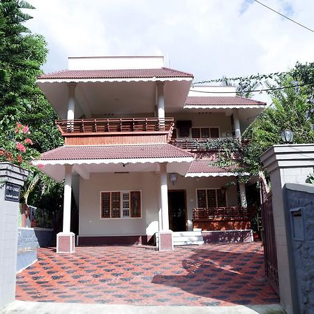 Ferndale Homestay Thekkady Esterno foto